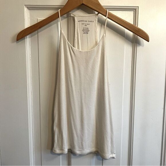 American eagle soft & sexy white tank top - Picture 2 of 6